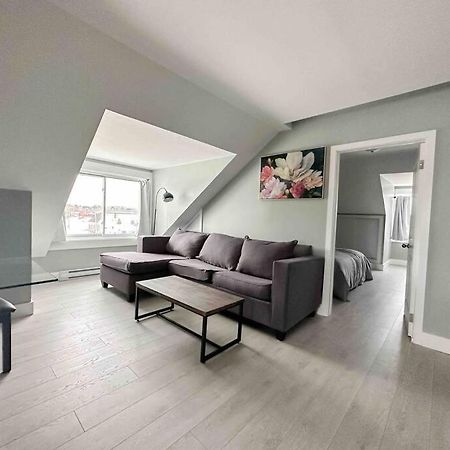 Unique Modern Luxury 2 Bedroom Apartment Rental Chapleau Dış mekan fotoğraf